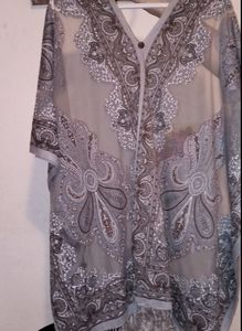 beautifully designed shawl light material